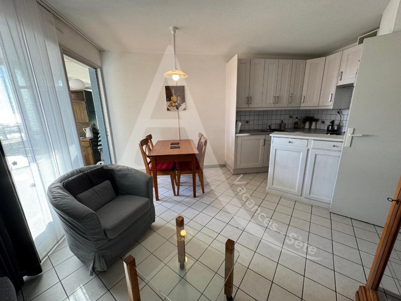 1 Chambres, Pkg, A Mi Chemin Entre Plages Et Centre Historique Sete Exterior photo